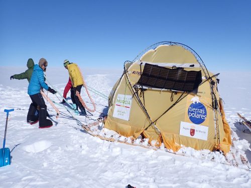 Ramon Larramendi 2022-SOS-ARCTIC-– Expedition -Greenland-South-Dome-Circumnavigat P6091104