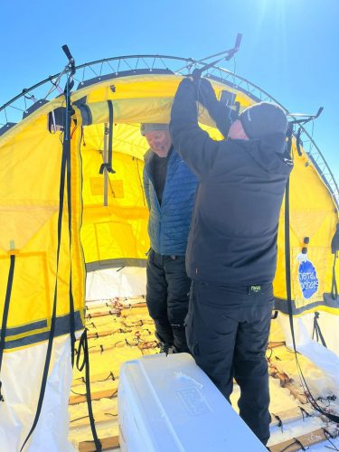 Ramon Larramendi Expedition 2024-SOS-ARCTIC-–-Greenland-South-North-Trave-la-locomotora-prende-forma