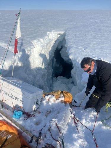Ramon Larramendi Expedition 2024-SOS-ARCTIC-–-Greenland-South-North-Traverse -Grieta-and-JJ.JPEG