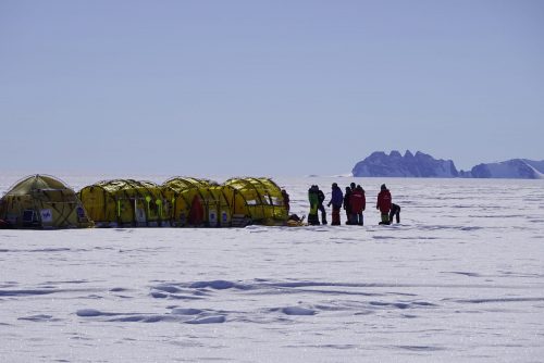Ramon Larramendi  Expedition 2024-SOS-ARCTIC-–-Greenland-South-North-Traverse south-greenland
